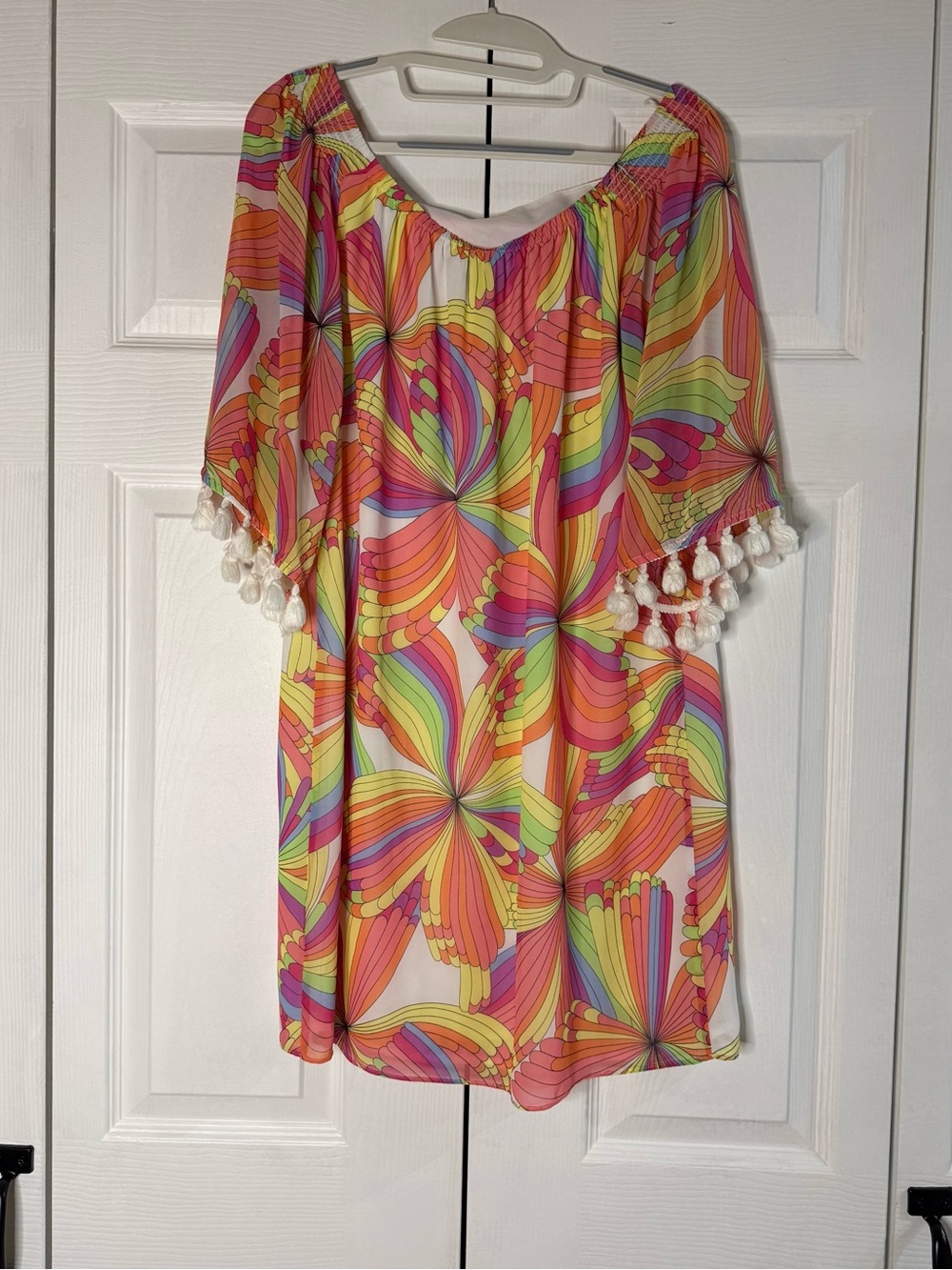 Trina Turk Amaris Off Shoulder Dress Tassel Sleeve Rainbow Print Size S - Picture 5 of 7